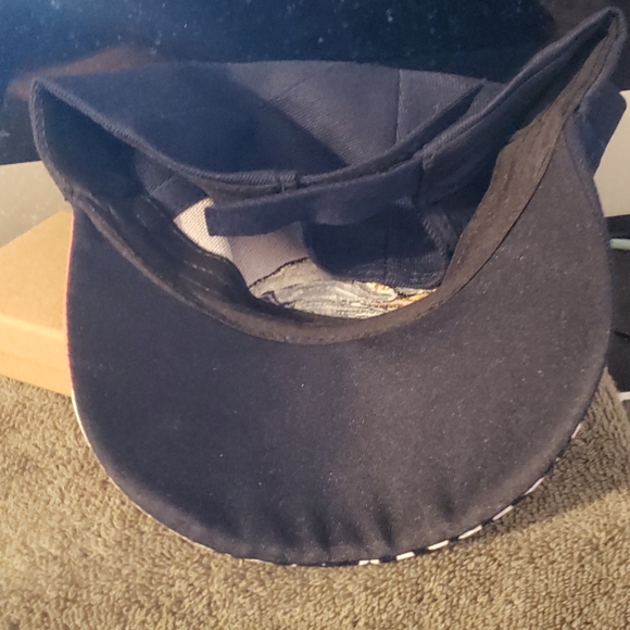 Men cap - Picture 2 of 4